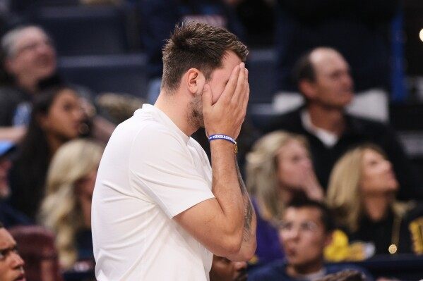 Luka Doncic says he wasn’t close to returning from injury before Lakers’ season ended image