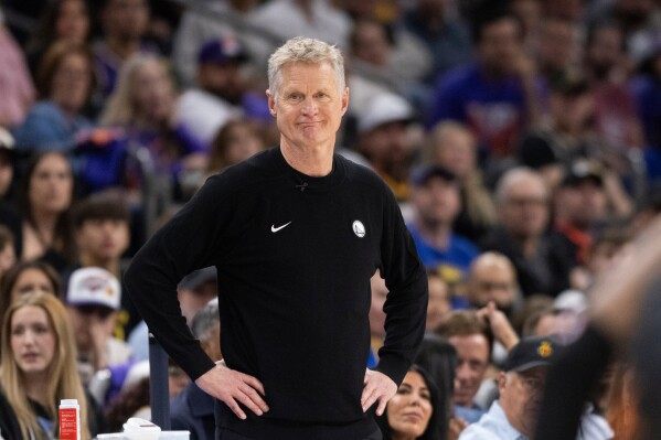 Steve Kerr signs new two-year contract to continue coaching the Golden State Warriors image