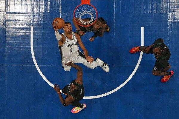 The 64-win Thunder, the 62-win Spurs, and the possibility of an epic matchup in the West finals image