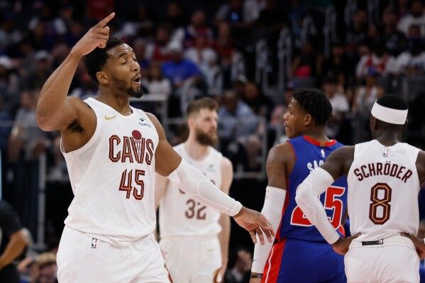 Knicks, Cavaliers open East finals at Madison Square Garden, where they began with high expectations image