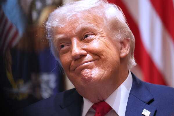 Trump says he has been invited to watch the Knicks play in the NBA Finals image