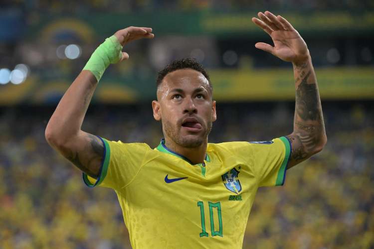 Brazil suffer Neymar injury setback image