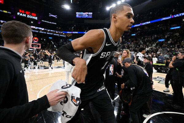 Game 7 awaits Spurs and Thunder, with NBA Finals berth against Knicks going to the winner image