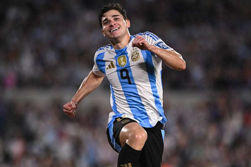 26 Superstars: Julian Alvarez image