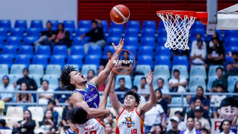 Converge outguns Phoenix in wild shootout for second straight win image